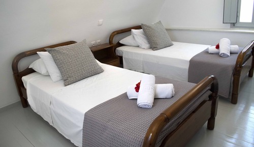 Family Studio (for 4 - split level)