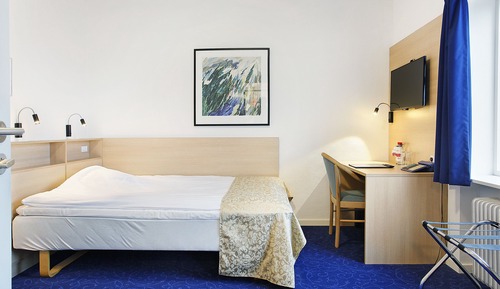Double Room (Bed 140 cm)