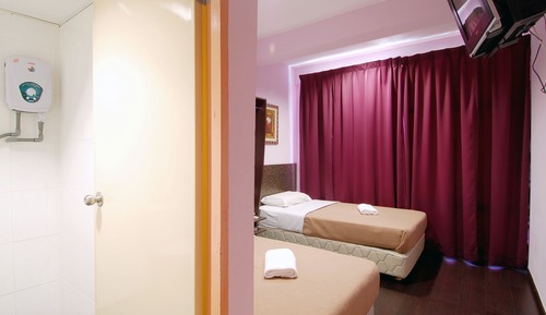 Deluxe Twin Room, City View