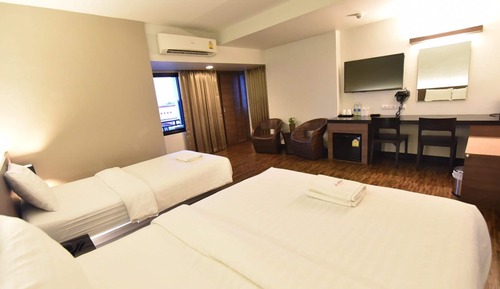 Deluxe Triple Room