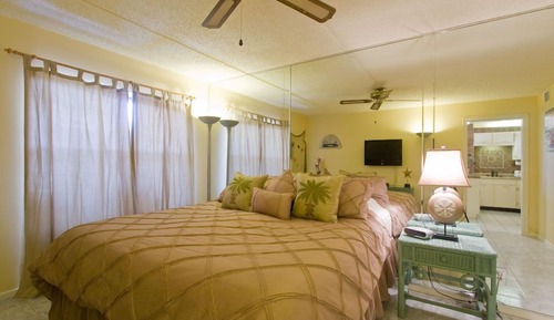 Condo, 1 Bedroom, Balcony