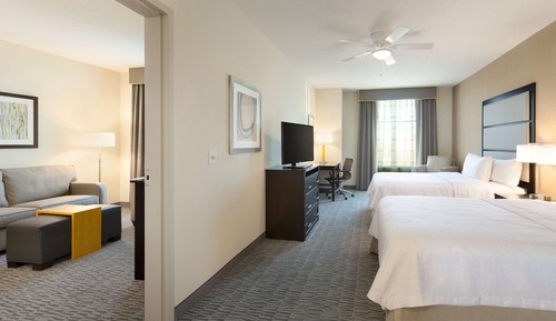 Suite, 2 Queen Beds, Accessible, Bathtub