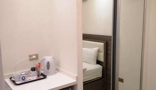 Standard Single Room, Non Smoking, City View