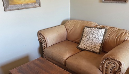 1 King Bed, Ground Floor