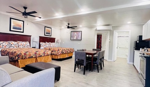 Deluxe Family Room, Two Bedrooms Apartments
