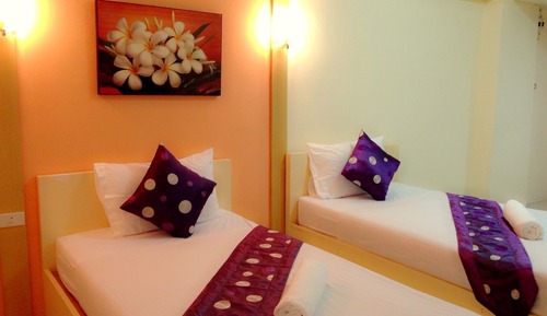 Standard Twin Bed