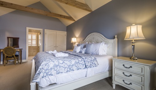 Luxury Loft, 1 King Bed with Sofa bed, Lake View