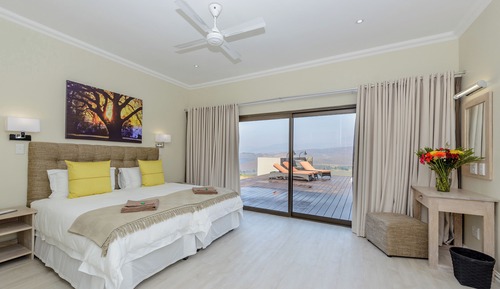 Four Bedroom Villa with Spa