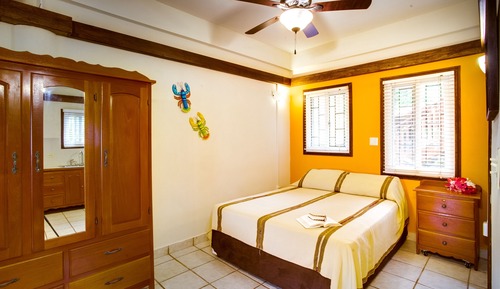 Studio Suite, Patio
