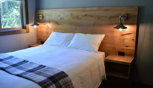 Room, 1 Queen Bed, Private Bathroom
