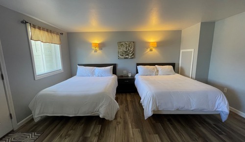 Economy Room, 2 Queen Beds, Kitchenette, Ground Floor
