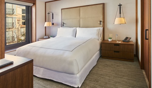 Suite, 1 Bedroom (1.5 Bathrooms)