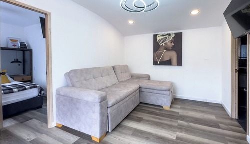 Comfort Suite, Lake View