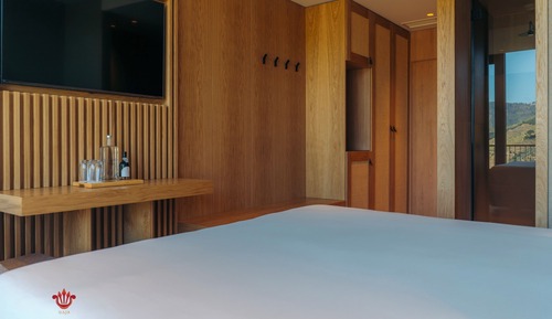 Superior Double Room, Vineyard View