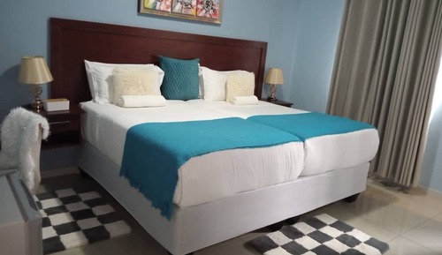 Classic Twin Room