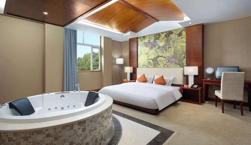 Family Room, Multiple Beds, Non Smoking