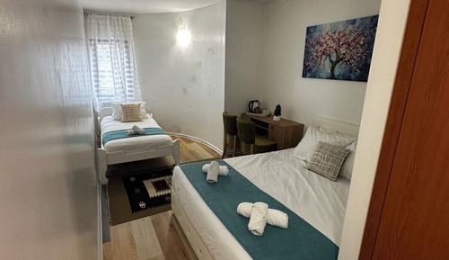 Economy Triple Room