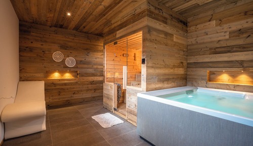 Deluxe Chalet, Garden View