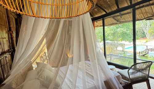 Exclusive Cabin