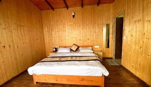 Superior Cottage, Garden View