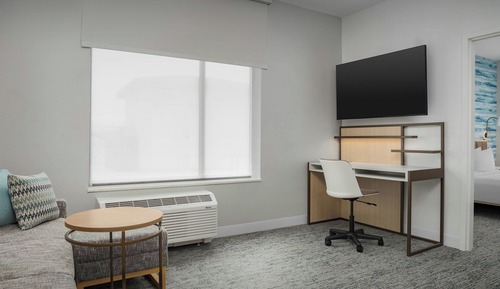 Suite, 1 Bedroom, Non Smoking (Mobility Accessible, Tub)
