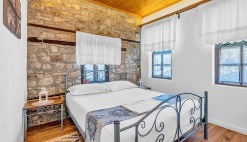 Classic Double Room, Courtyard View