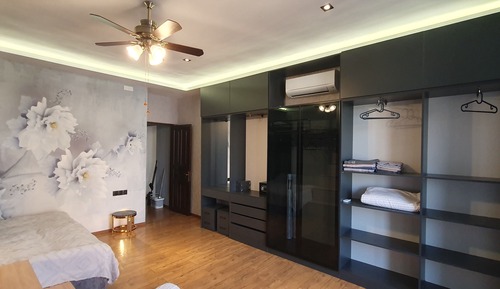 Family Apartment, Balcony, City View
