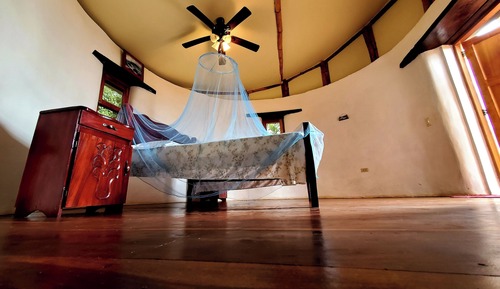 Standard Double Room, Partial Lake View