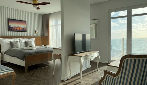 Ocean View Apartments - Ocean View