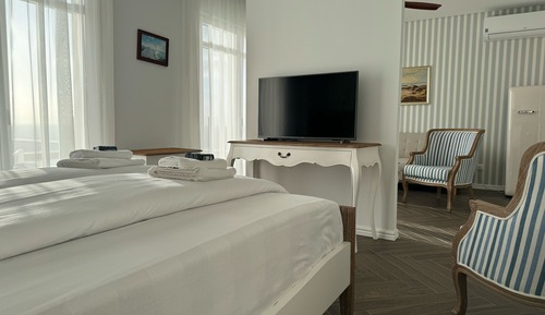Ocean View Apartments - Ocean View