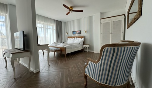 Ocean View Apartments - Ocean View