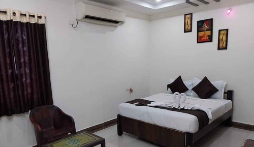 Deluxe Double Room, City View