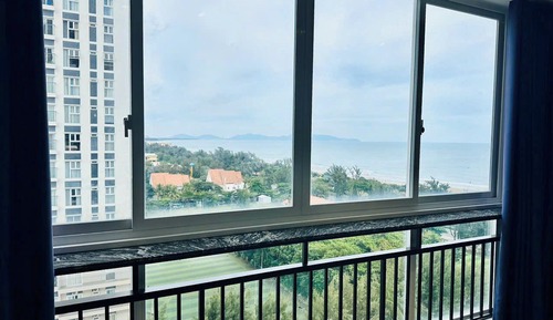 Panoramic Apartment, Beach View