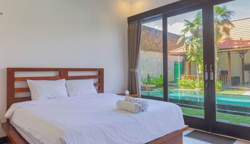 Double Room, Pool View