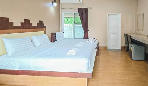 Superior Triple Room
