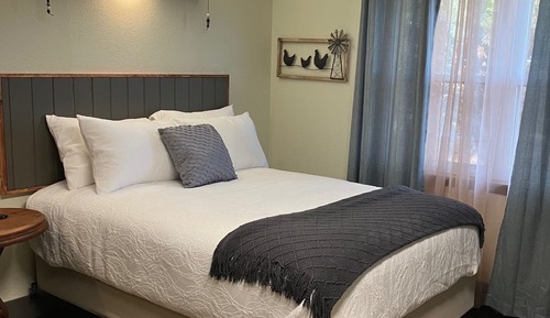 Room 9 Trego Station