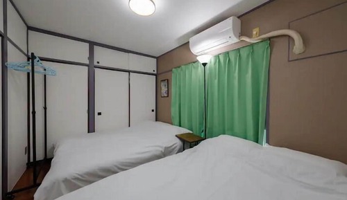 102, 6-person Accomodation, Non Smoking