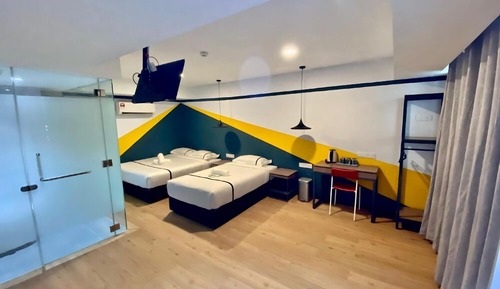 Triple Room