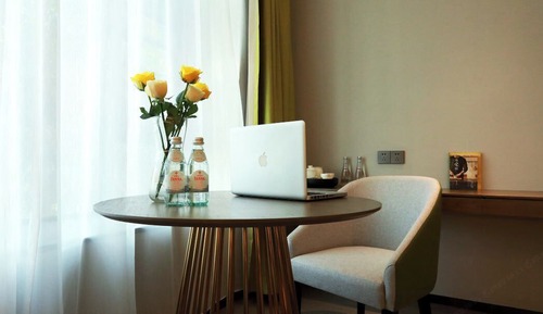Classic Single Room, Canal View