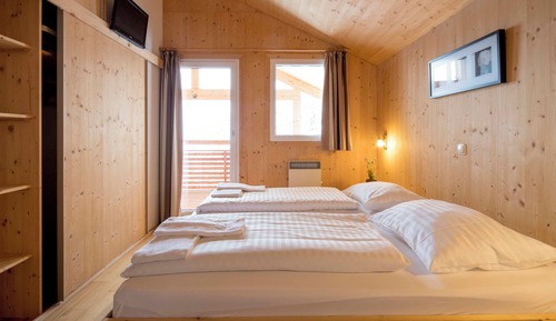 Ferienhaus # 11 mit IR-Sauna & Whirlpool innen
