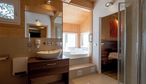 Ferienhaus # 38 mit IR-Sauna & Whirlpool innen