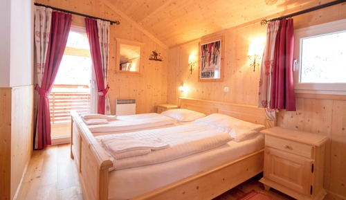 Ferienhaus # 8 mit IR-Sauna & Whirlwanne