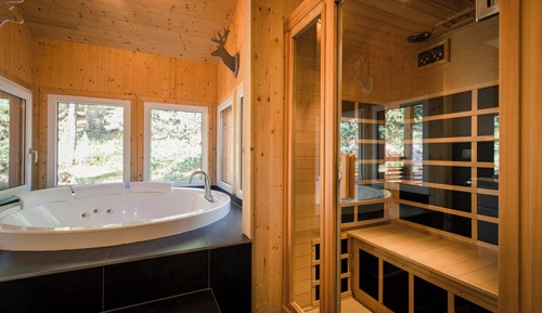 Ferienhaus # 39 mit IR-Sauna & Whirlpool innen
