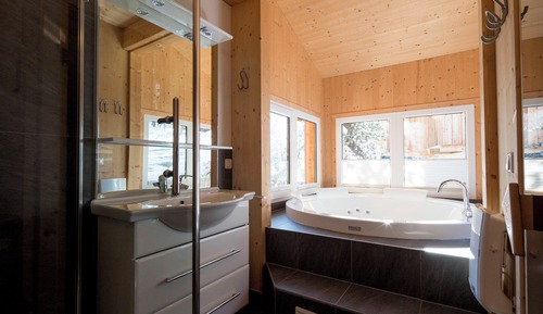 Ferienhaus # 28 mit Sauna & Whirlpool innen