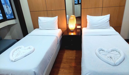 Standard Twin Room