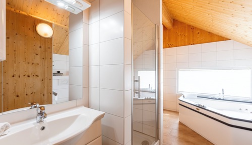 Premium Ferienhaus # 14  mit Sauna & Whirlpool