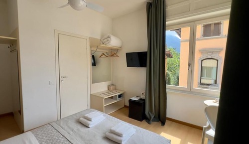 Superior Double or Twin Room, Lake View