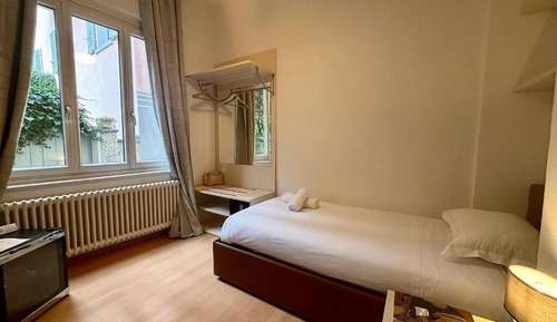 Comfort Single Room, City View