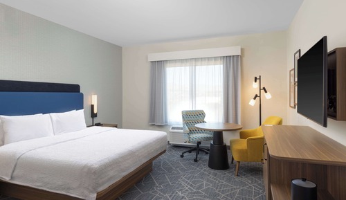Room, 1 King Bed, Accessible (Hearing)