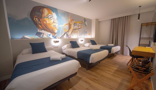 Triple Room, Non Smoking, City View